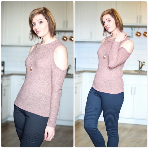 Cold Shoulder 2tone Knit Top - Picture 3 of 8